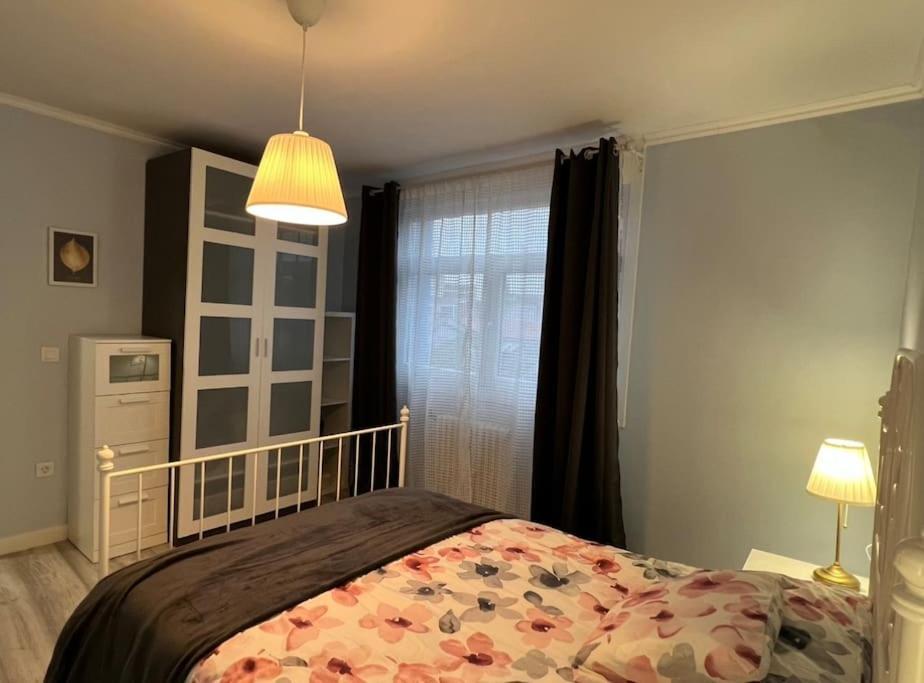 Apartamento Turistico Plaza III Monforte De Lemos Extérieur photo